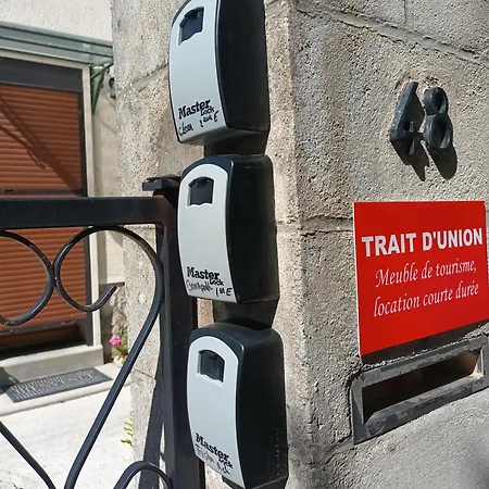 Trait D Union - Bonaparte 1ere Etage, 24m2 Romilly-sur-Seine