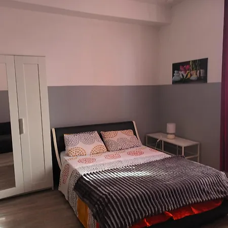 Trait D Union - Bonaparte 1ere Etage, 24m2 *