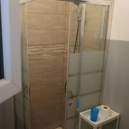 Trait D Union - Bonaparte 1ere Etage, 24m2 Romilly-sur-Seine